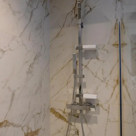 Lägenhet Magnifique T3 De 85m2 De Standing Vue Trottel Ajaccio (Corsica)